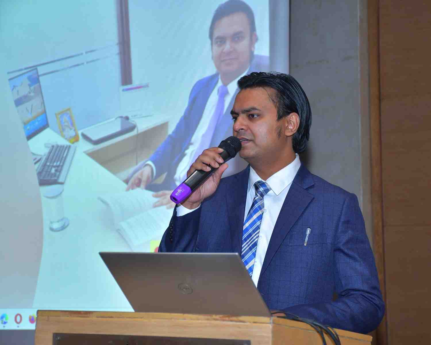 Centre Head FIITJEE Dwarka Delhi